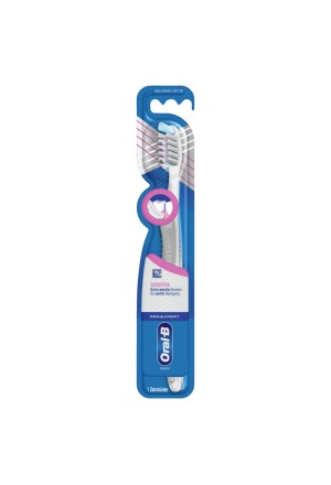 Brosse à dents manuelle Oral-B CrossAct 35 extra souple Brosse à dents manuelle Oral-B CrossAct 35 extra souple