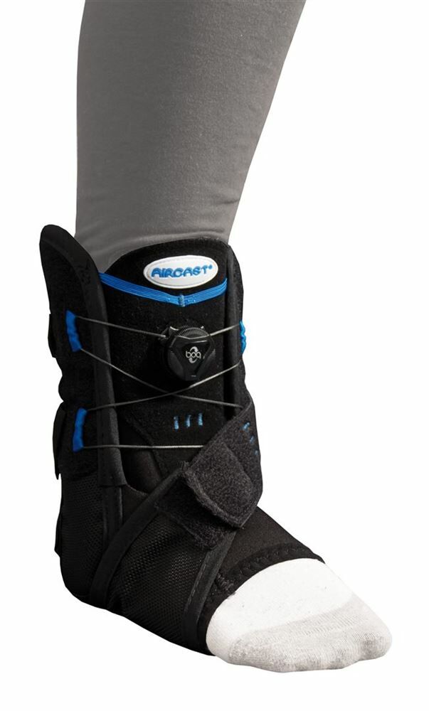 AIRCAST AirGo Plus M droit noir AIRCAST AirGo Plus M droit noir