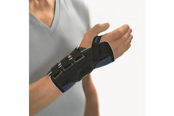 BORT Génération Bandage pour poignet M gauche bleu BORT Génération Bandage pour poignet M gauche bleu